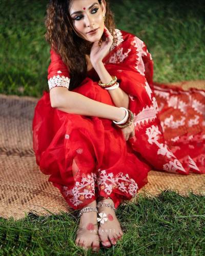 BT 1204 BY BT DESIGNER BOLLYWOOD SAREE WHOLESALER IN INDIA